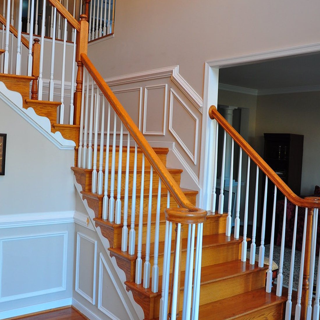 A.Odogwu Interior skirting and cornice