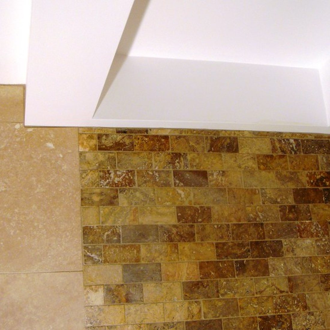 A.Odogwu Interior skirting and cornice