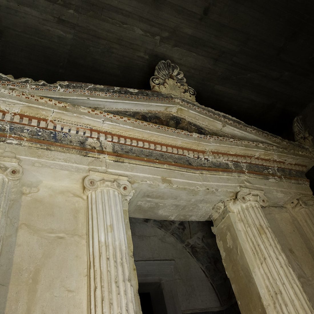 A.Odogwu Interior skirting and cornice