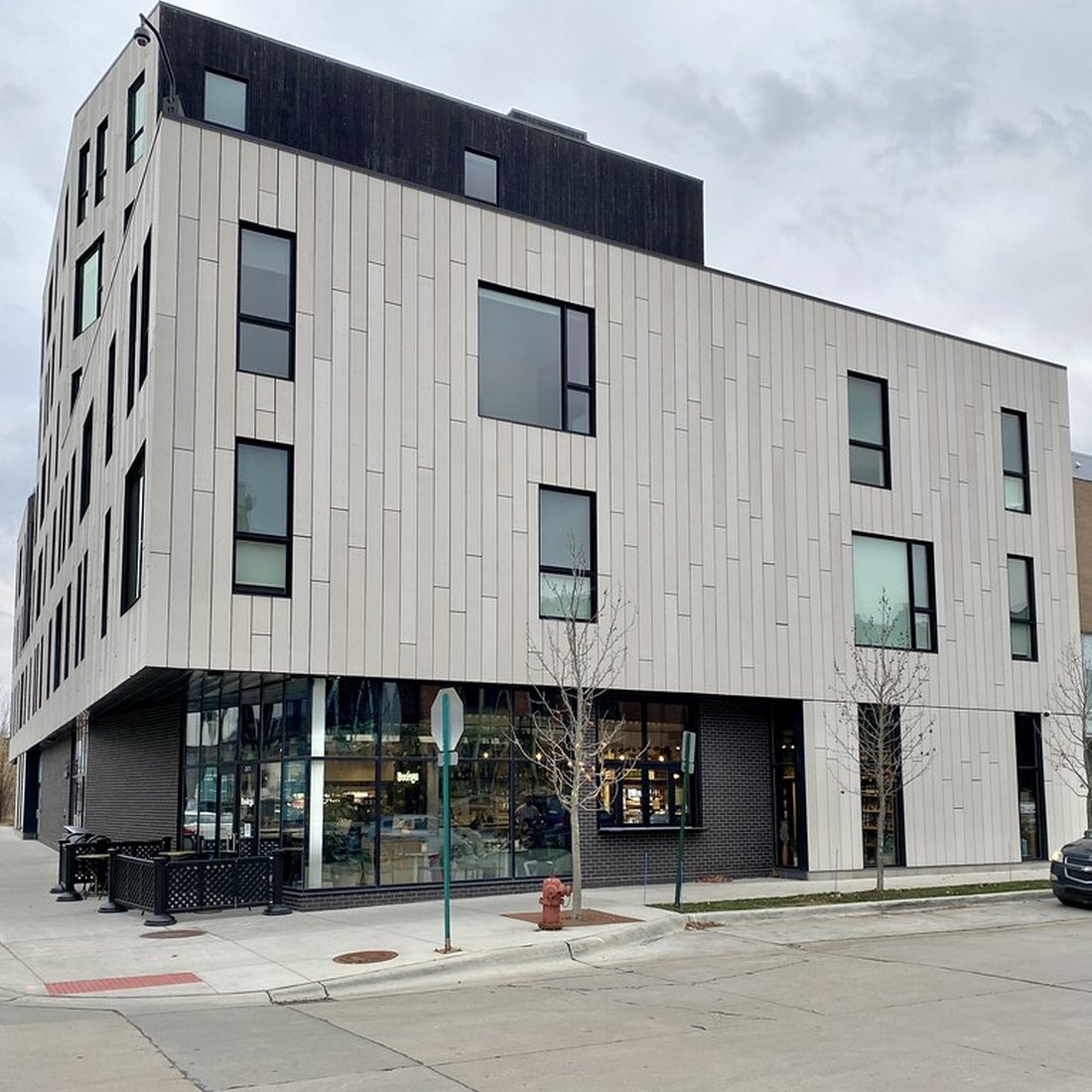 A.Odogwu Interior luxury WPC exterior cladding